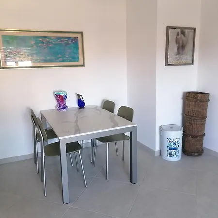 Apartment Art *